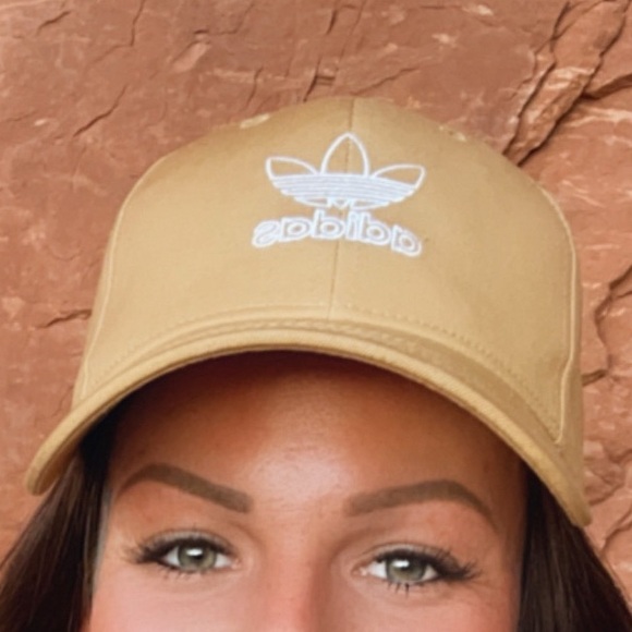 Adidas Beige Cap - Picture 5 of 6